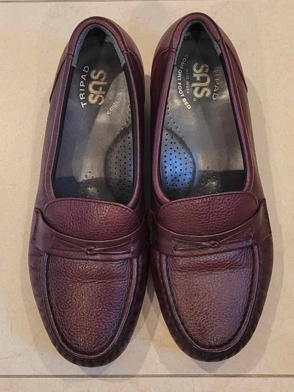 SAS Women's Easier Loafers, Size 6.5W, Color: Wine